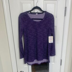 NWT LulaRoe Lynnae Long Sleeve Top (M)